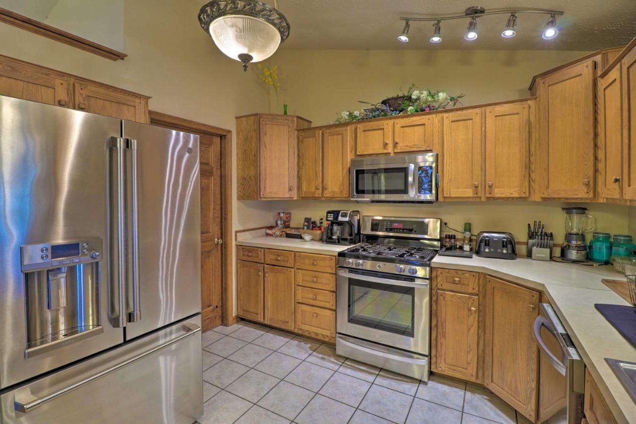 Secluded Marble Falls Family Home With Mtn Views! 외부 사진