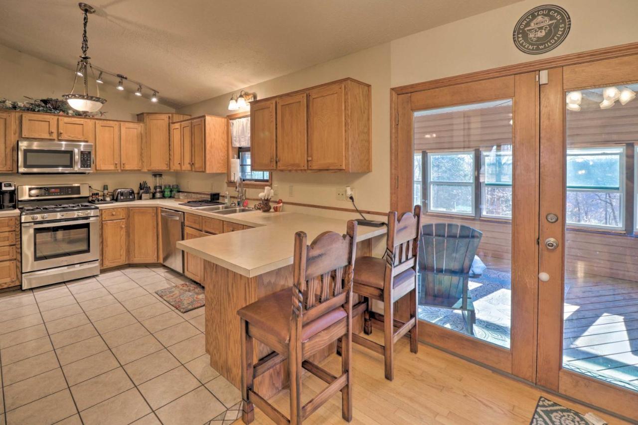 Secluded Marble Falls Family Home With Mtn Views! 외부 사진